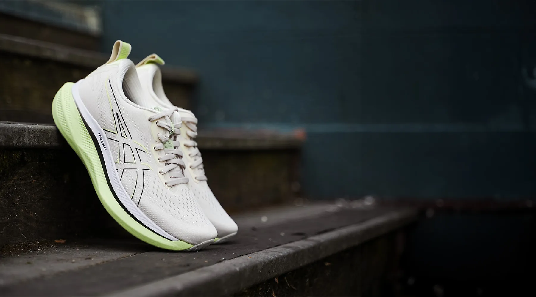 W-ASICS-Glideride-Max-pdp