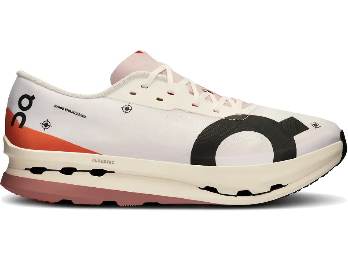 w-on-cloudboom-echo-3-white-flame