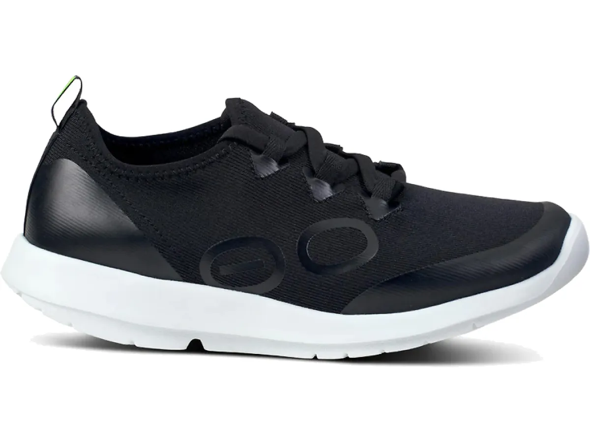 womens-oomg-sport-ls-low-shoe_5076-WHTBLK